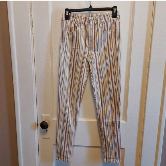 American Eagle Next Level Stretch High Rise Skinny Striped Jegging - Picture 2 of 14